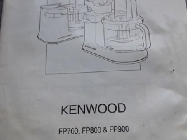 KENWOOD Küchenmaschine FP 800 electronic mit viel Zubehör - 1